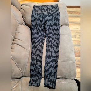 Size 4 lululemon leggings